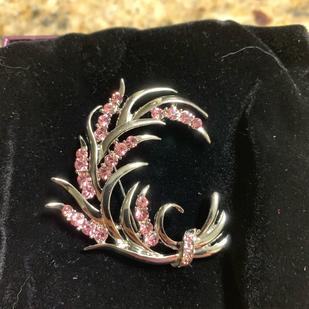 Brooch